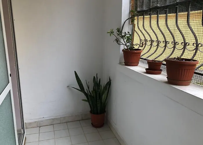 Itan's Apartment-lovely Guest In Center Apartment *