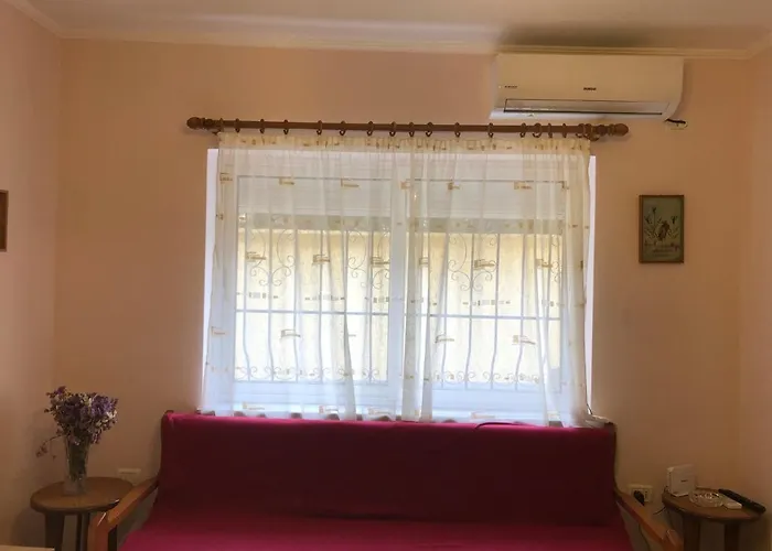 Itan's Apartment-lovely Guest In Center Apartament Tirana